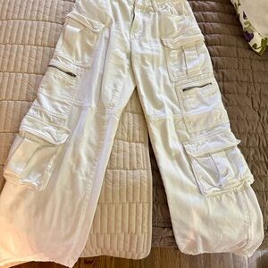 Alice + Olivia White Flare & Wide Leg Jeans